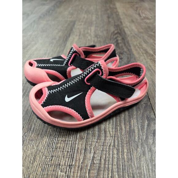 Nike Water Kids Shoes size 7C 344993-700 Salmon Pink Black Neoprene Sandals - Picture 1 of 6